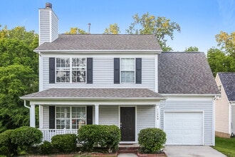 Building Photo - 11240 Northwoods Forest Dr