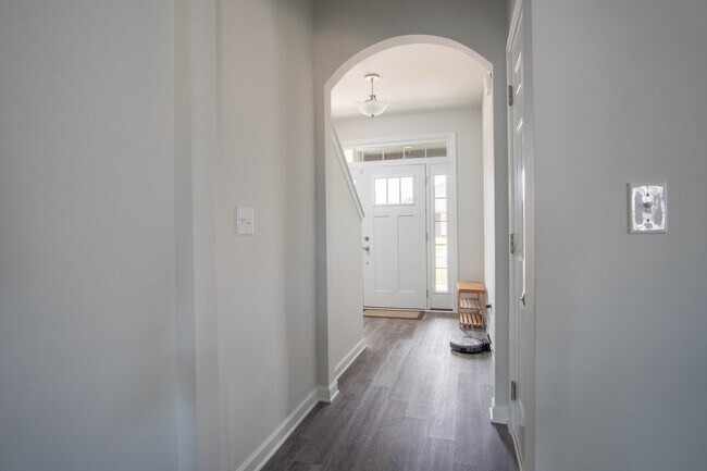 Foto del edificio - 107 Holly Fern Dr