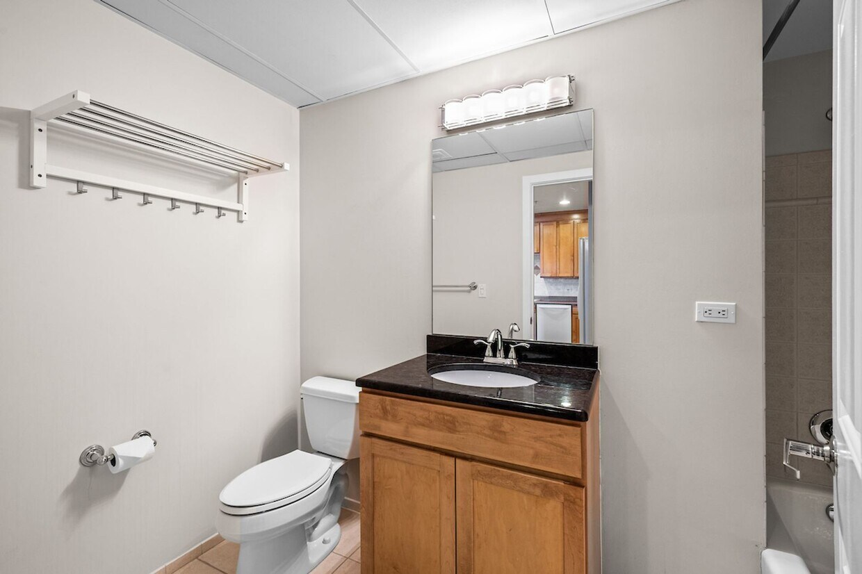 Photo - 4875 S Monaco St (Denver, CO)
