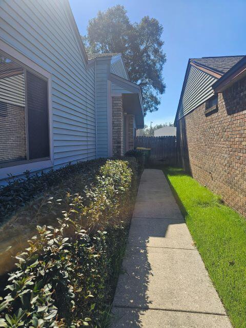 Building Photo - 360 Evergreen Ave