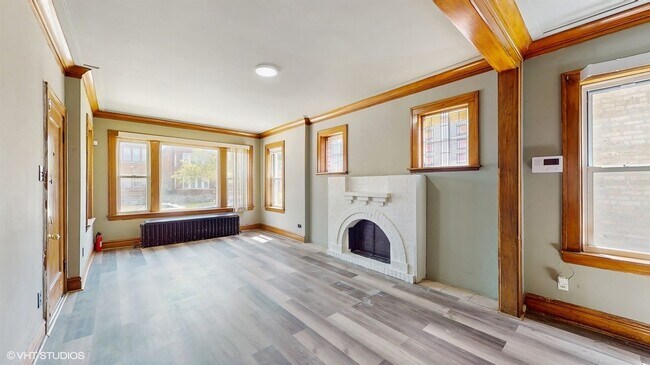 Foto del edificio - Modern 3BR – Spacious, Bright & Stylish (1...