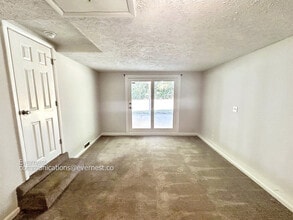 Building Photo - 403 Nokes Ct