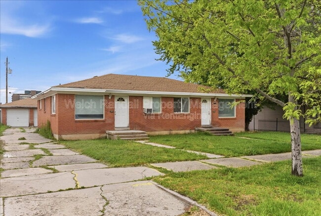 Building Photo - 2353 Jackson Ave