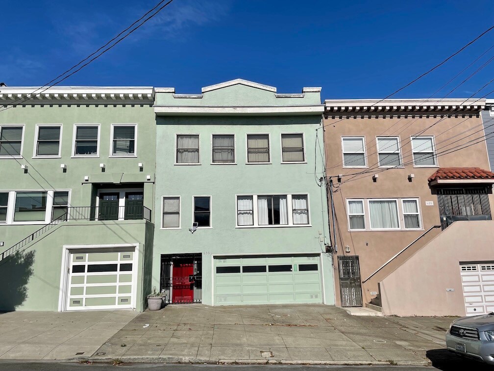 Primary Photo - 659 24th Ave