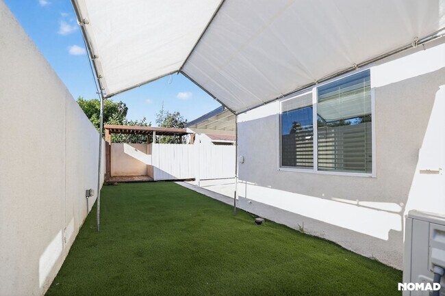 Foto del edificio - 212 E Florence Ave