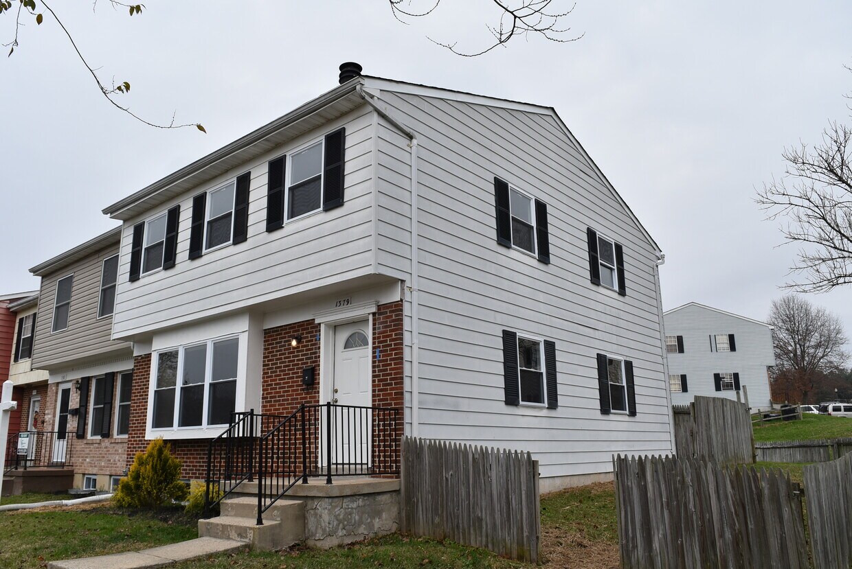 1379 Harford Square Dr, Edgewood, MD 21040 Townhome Rentals in
