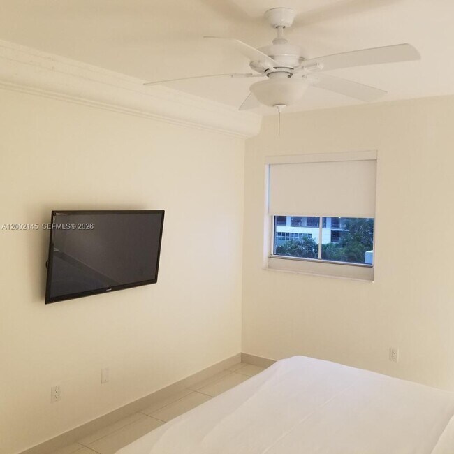 Foto del edificio - 185 SE 14th Terrace