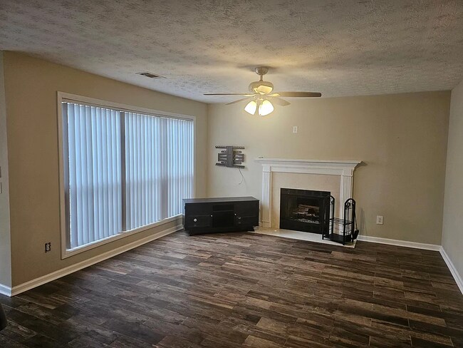 Foto del edificio - 1692 Tunbridge Ln