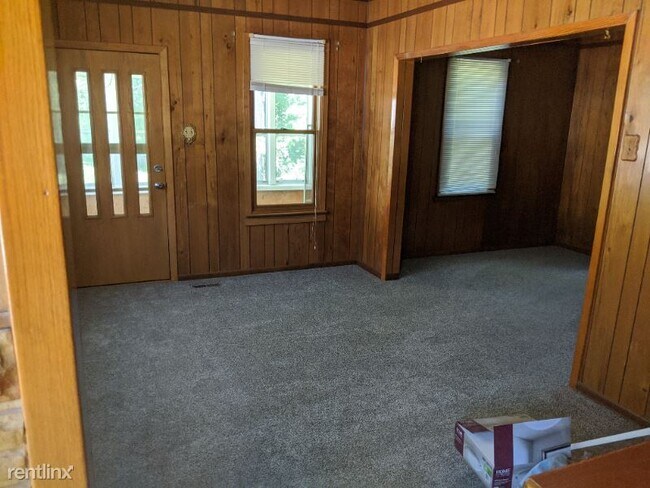 Building Photo - 2 br, 1 bath House - 321 Hascall St