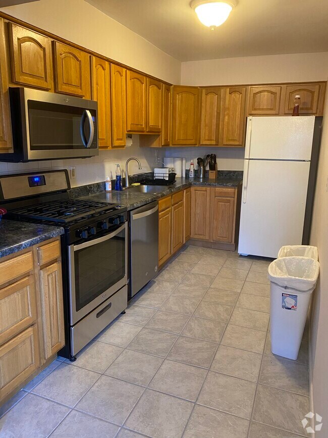 Park Slope Senior Living Apartments for Rent Westfield, NJ 2