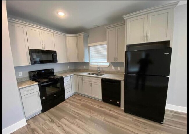 Building Photo - 3617 Fourth St