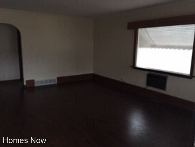 Building Photo - 2 br, 1 bath House - 2107 Huffman Blvd