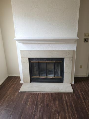 Building Photo - 1741 Crest Grove Dr