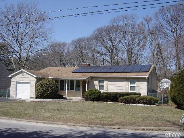 Primary Photo - 36 Pine Dr