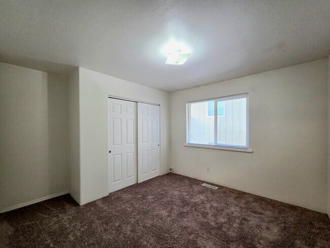 Foto del edificio - 1407 Maple St