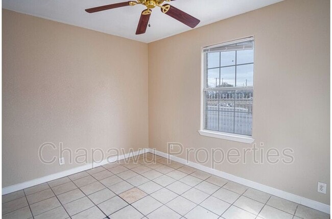 Foto del edificio - 717 N Colorado St