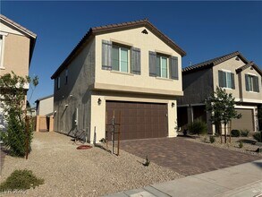 Building Photo - 10218 Starlit Cyn Ct