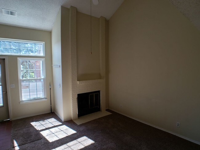 Foto del edificio - 3020 W Prentice Ave