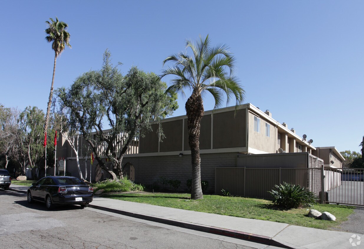 Foto del edificio - Magnolia Court Apartments