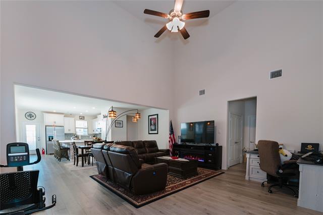 Foto del edificio - 2028 Deya Dr