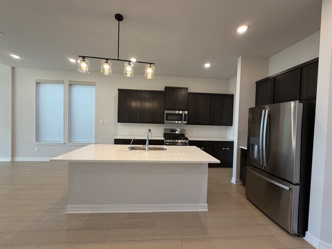 Foto del edificio - 368 Mallorn Ln
