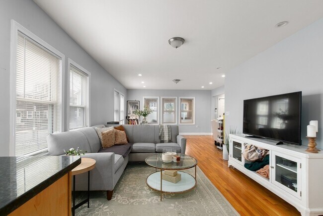 Foto del edificio - 36-38-38 Priesing St