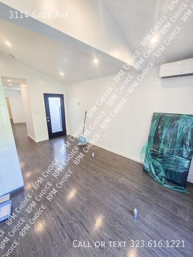 Building Photo - 3114 Gale Ave