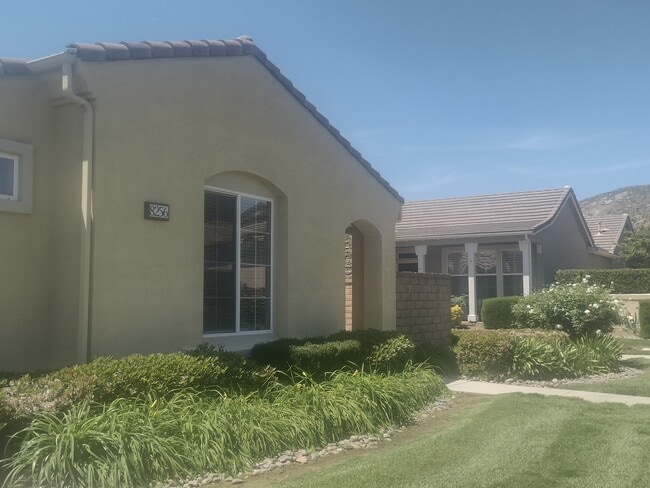 Building Photo - 8256 Triplett Ln