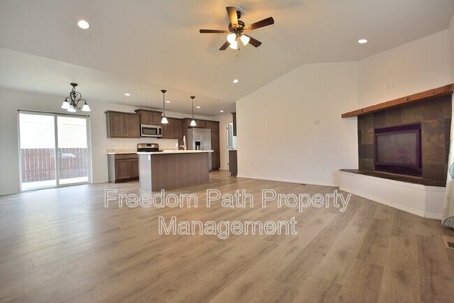 Foto del edificio - 316 Ashlin Ct