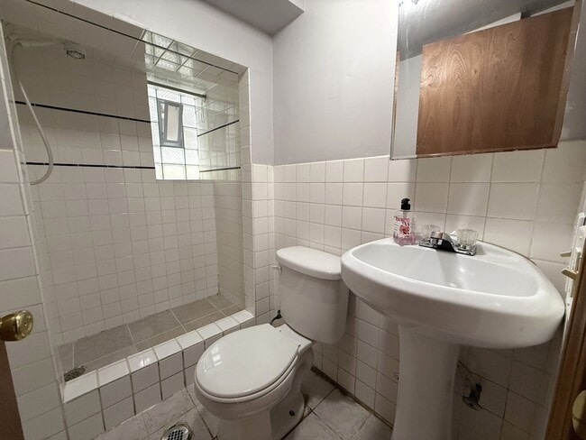 Foto del edificio - 4527 N Christiana Ave