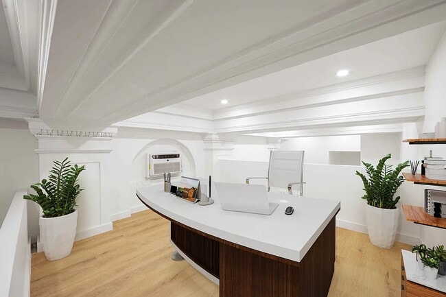 Foto del edificio - 138 E 38th St