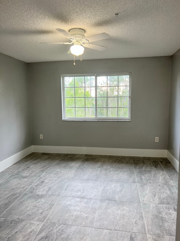 Foto del edificio - 1220 Wildwood Lakes Blvd