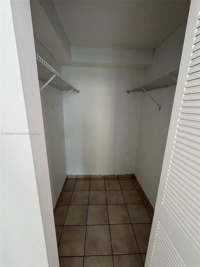 Foto del edificio - 11780 SW 18th St