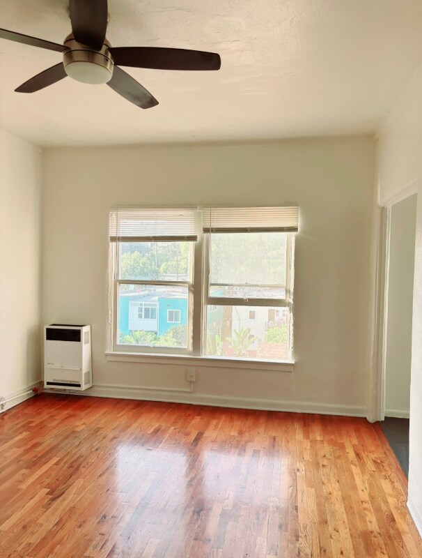 Foto principal - 1845 N Gramercy Pl