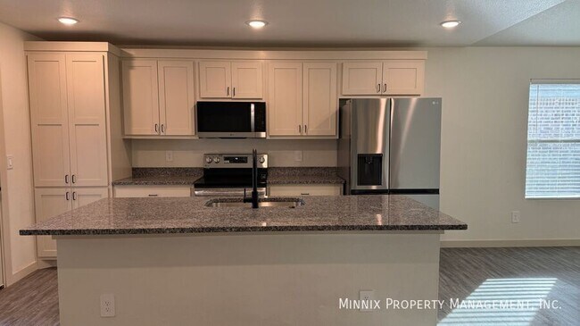 Foto del edificio - 7705 Date Ave