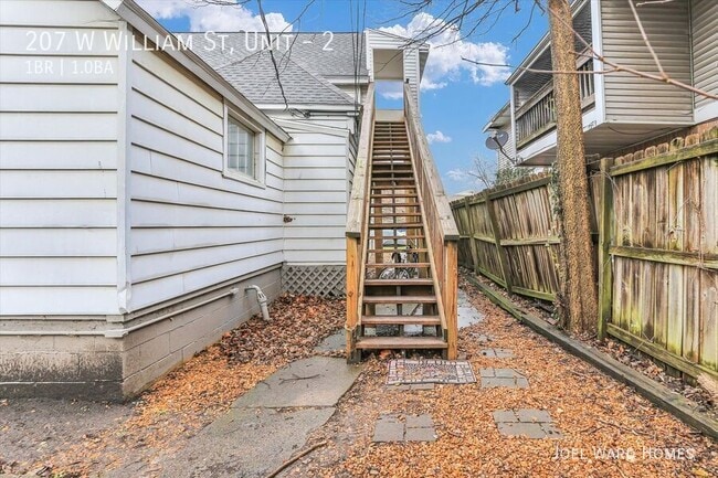 Building Photo - 207 W William St