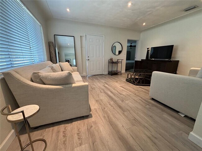 Foto del edificio - 1138 51st Ave N