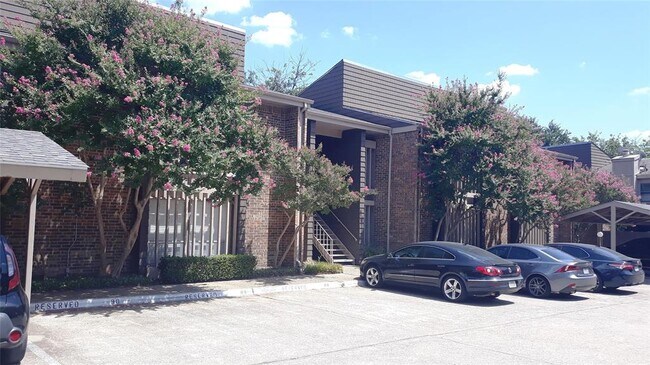 Foto del edificio - 5150 Amesbury Dr