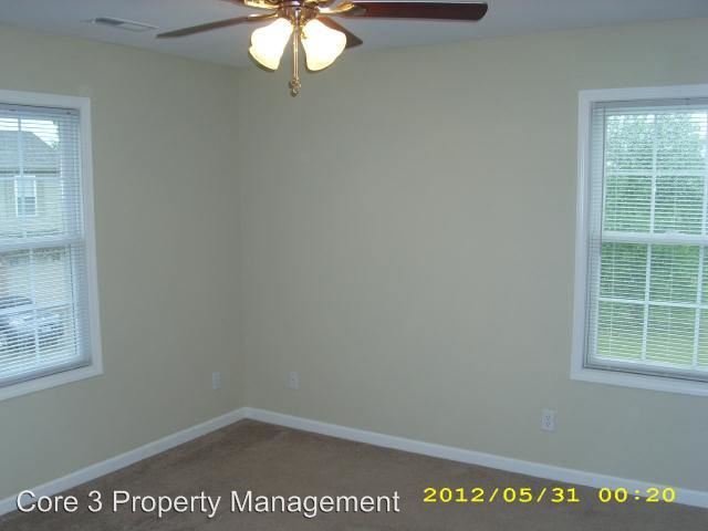 Building Photo - 1125 Ravina Dr