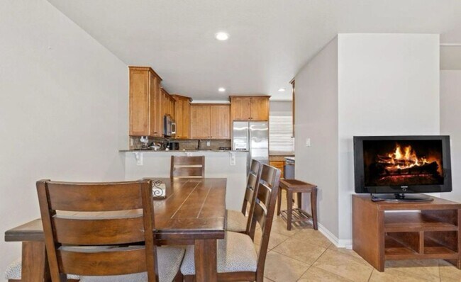 Foto del edificio - Beautiful 3 Bed and 2 Bathroom home.