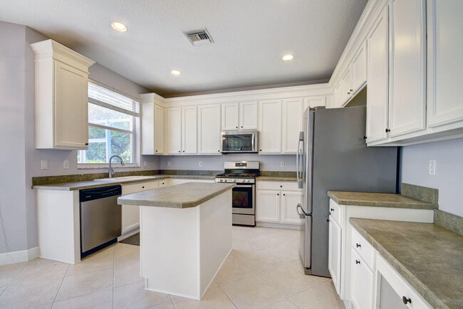 Building Photo - 3613 Burch's Ct