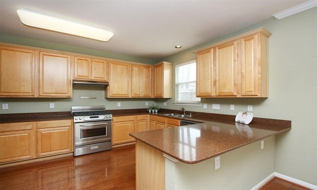Foto del edificio - 16044 Sweetwater Fields Ln
