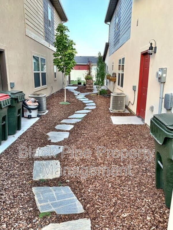 Foto del edificio - 2970 N Villere Ln