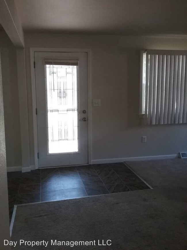 Foto del edificio - 2522-2522A Barbara Ave