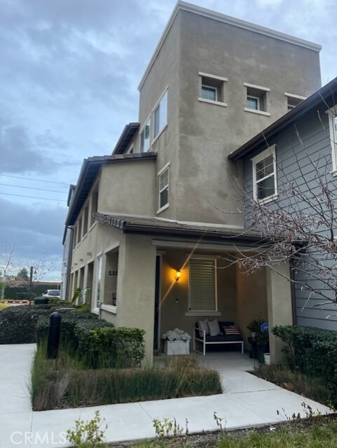 Building Photo - 1150 Newberry Ln