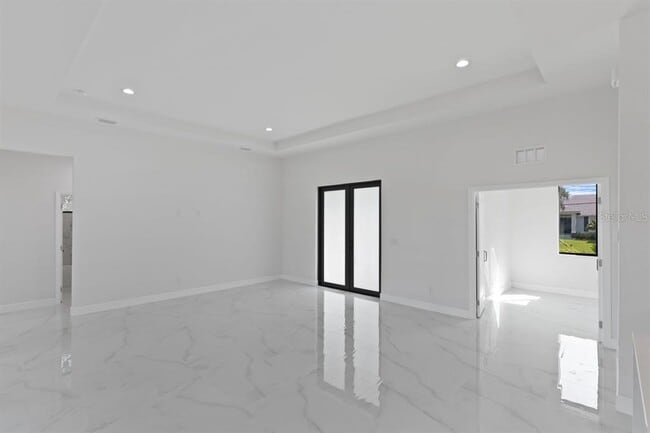 Building Photo - 44 Tournament Rd