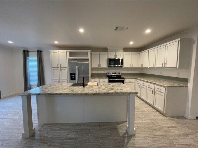 Foto del edificio - 4 Harbor Cove Ct