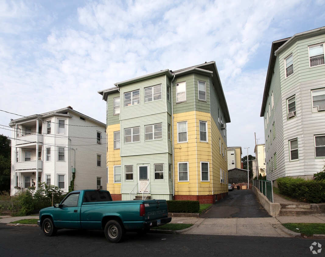 Building Photo - 20 Horace St