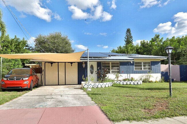 Foto del edificio - 4462 Brooksdale Dr