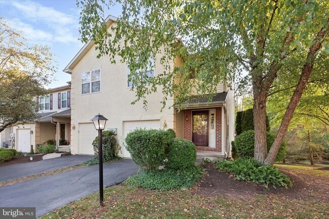 Building Photo - 125 Vernon Ct